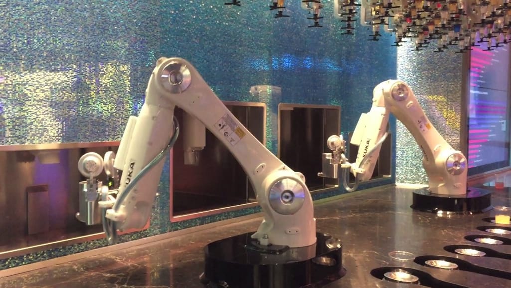 Tipsy Robot Bartenders at Miracle Mile Shops, Las Vegas