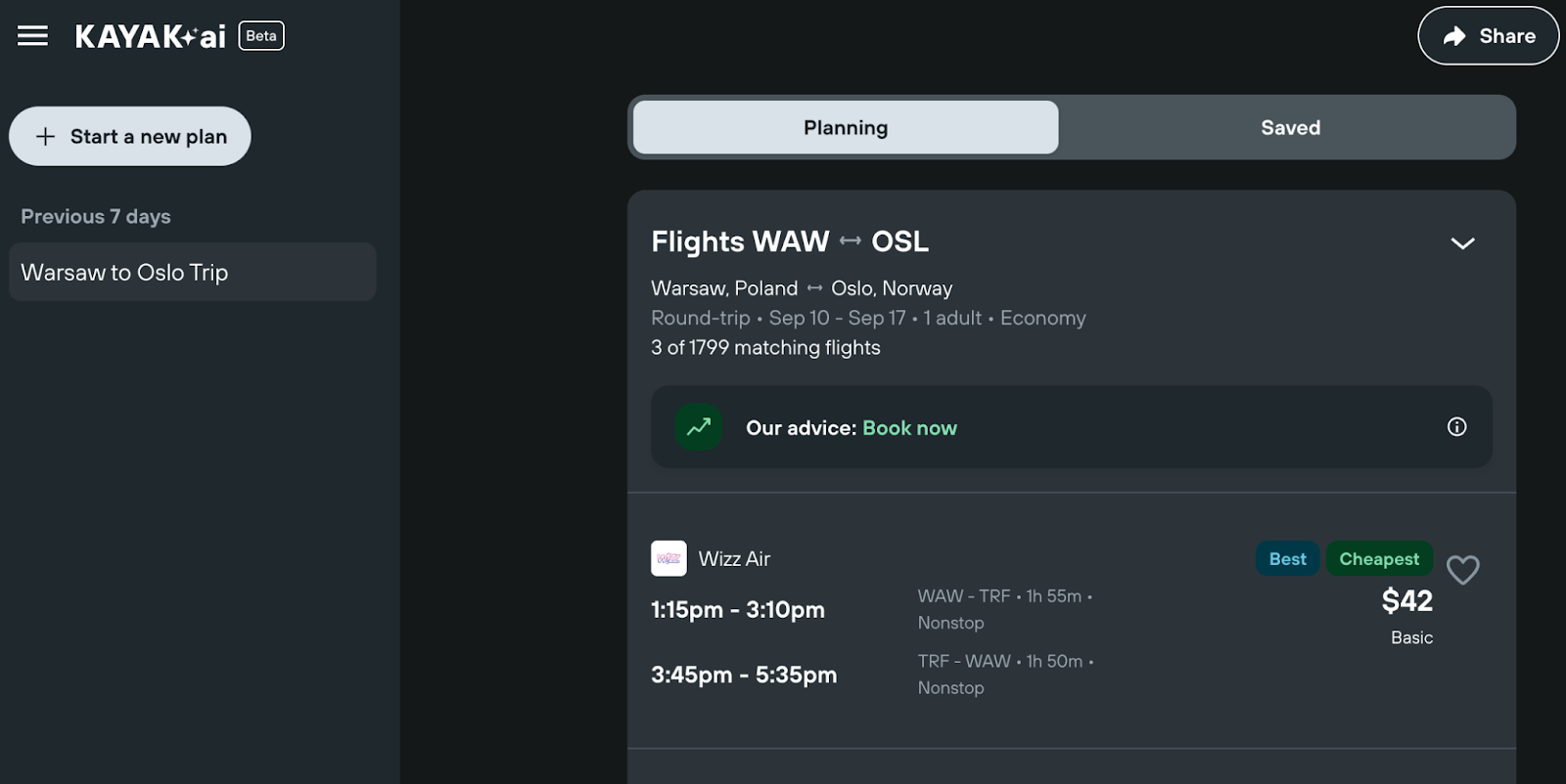 Kayak’s chat interface is minimalistic while containing all the important details