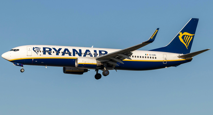 justin moser VosJcWfa A unsplash