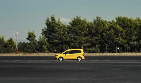 ridy kanda Hp Z sh unsplash